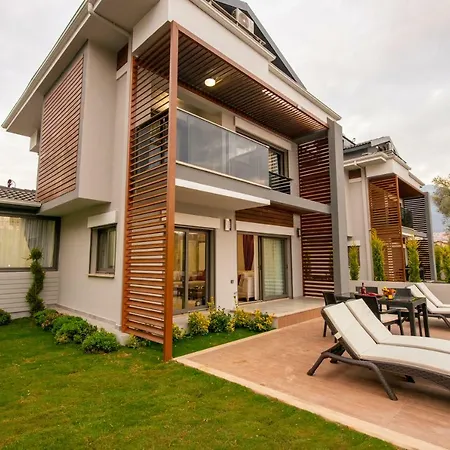 Villa Tala 19 *